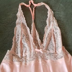 Perfect peach slip for summer!!